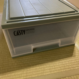 衣装ケース　押し入れ収納
