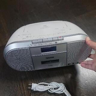 TOSHIBAのCDラジカセ