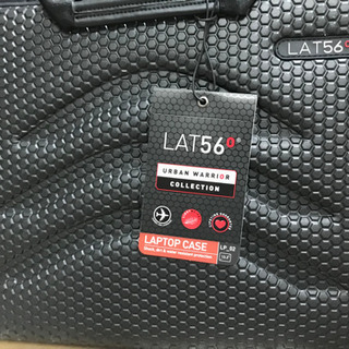 イギリスのブランド LAT-56 ラップトップケース