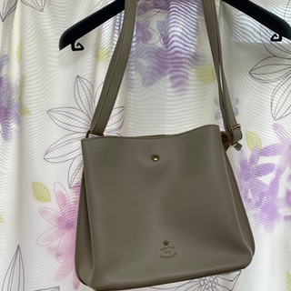 FAVORIショルダーバックベージュ