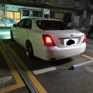 トヨタ　200系クラウンマジェスタの画像