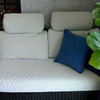 6月末まで3000円OFFセール！》a.flat シン・ソファ（ラタン）2人掛け