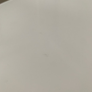 ガラス　白丸テーブルの画像