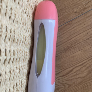 ロールオンワックスウォーマー(カートリッジ付き)の画像