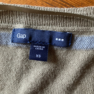 GAP  プルオーバー　モスグリーン系