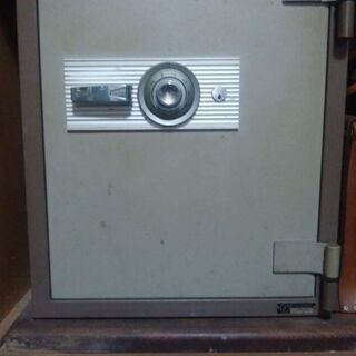 無料の金庫の画像