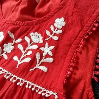 GLOBAL WORK ノースリーブ刺繍チュニックブラウス＋タグ付きタンクトップ 110cm 120cm 130cm 吸湿速乾 の画像