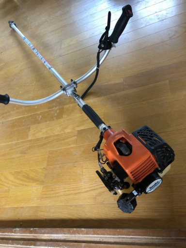 『動作未確認』　美品　肩掛け式草刈り機　タナカ22cc