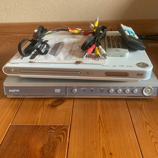DVDプレーヤー2台　引取りのみ