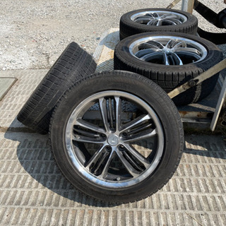 ブリザック REVO2 215/55R17 17インチ 　送料込み スタッドレス ブリザックREVO2 215-55R17 9分山 値下げしました