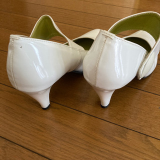 Mサイズ　パンプスの画像