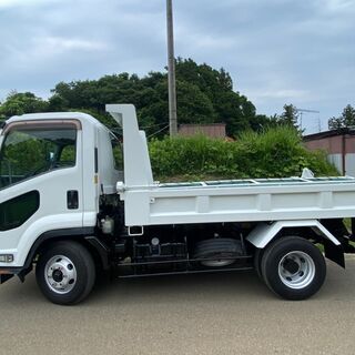 いすゞ フォワード ダンプ 4トン 平成23年式 SKG-FRR90S1 最大積載量3,550kg 4万km 自動コボレーン 全塗装済 予備検付 茨城県の画像