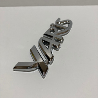 【新品】YARIS エンブレム TOYOTA 縦 3.0 x 横 14.0cm の画像