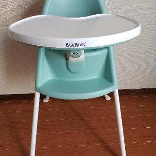取引中】ベビービョルンハイチェア(ハーネス付)