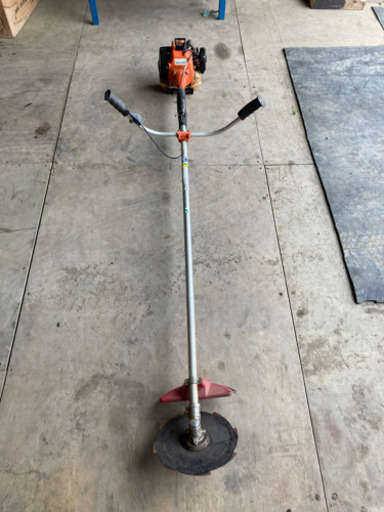 丸山製作所　エンジン芝刈り機　MB2801