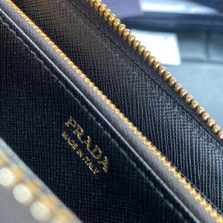 PRADA 長財布 黒の画像