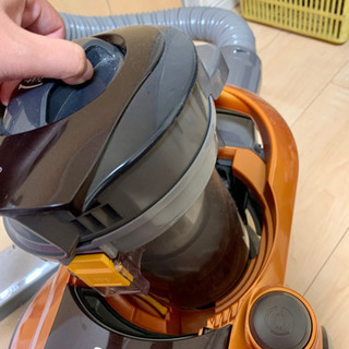 SHARPの掃除機 コードありです！の画像