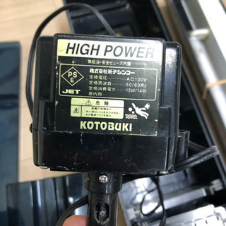 （決まりました！）水槽ライト4個＋上部フィルターの画像