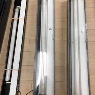 （決まりました！）水槽ライト4個＋上部フィルターの画像