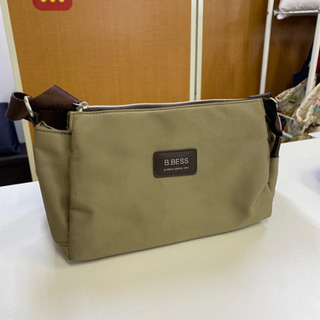 【激安中古品】おしゃれ B.BESS ショルダーバック
