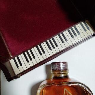 未開栓 サントリーウイスキー 響　 グランドピアノ型ボトル の画像
