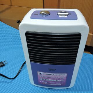 ミニセラミックファンヒーター　山善　YAMAZEN DMF-SA06