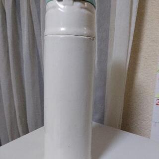 水筒の画像