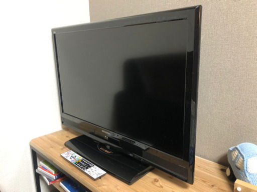 三菱　液晶テレビ　32インチ　2012年製