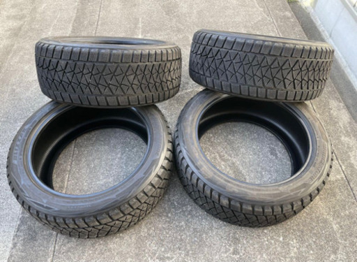カイエン レヴァンテ 275/45R20 DM-V2 ブリザック
