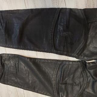 dieselのパンツ未使用の画像
