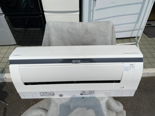 HITACHI ルームエアコン(2.5kw)8畳用　標準取付工事込み　リサイクルショップ宮崎屋　21.6.25     y