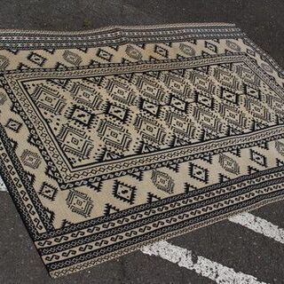 ACME Furniture ラグ マット 絨毯 199×139...