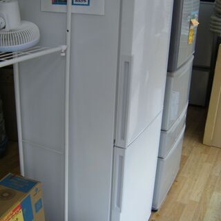シャープ　冷蔵庫　SJ-PD28F-W　2020年式　280L　中古品