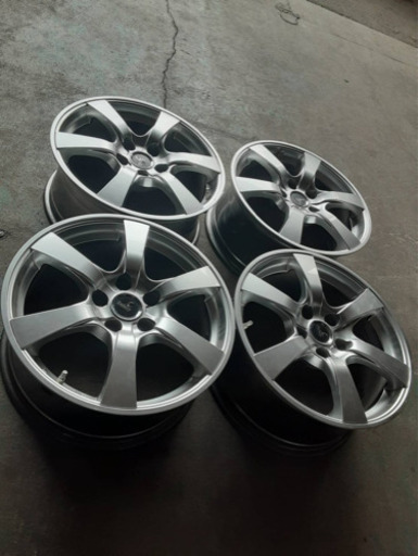 18インチ5穴PCD120