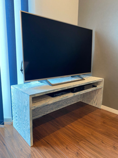 【美品】エイジング加工のテレビ台