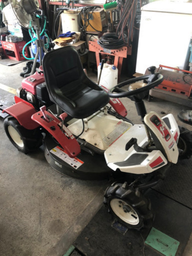 乗用モア　草刈機
