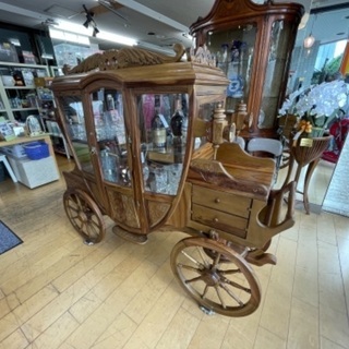 《美品》馬車型　リカーキャビネットの画像