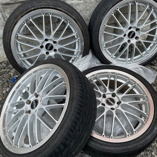 即決！早い者勝ち！】245/35R20 夏タイヤ（アルミ付き）