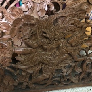 一枚板　彫物　壁掛けの画像