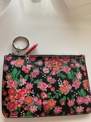 値下げしました。新生活スタートに。Coach コーチ キーケース コインケース