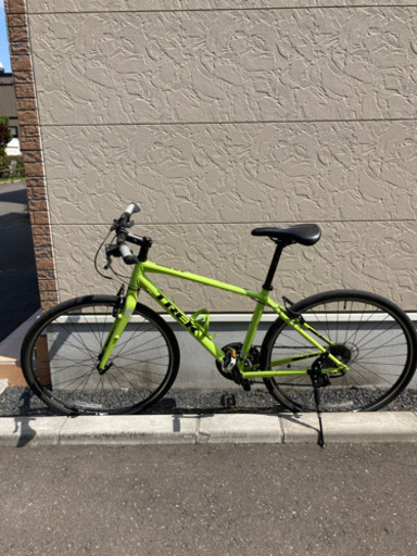TREK FX7.4 クロスバイク　2016年モデル