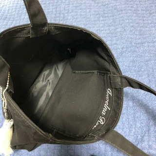 ジュエルナローズ　イニシャルトートバッグの画像