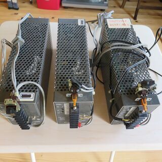 直流安定化電源 5V(可変) 10A, 12V(可変) 4A