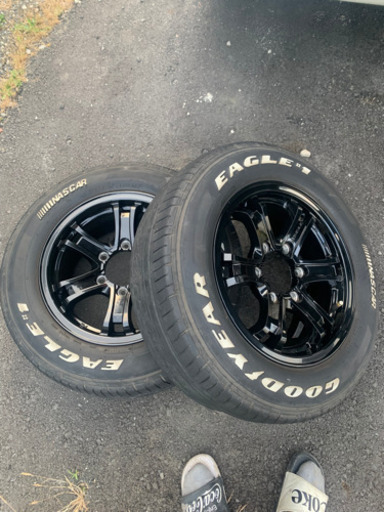 ウッズキラータイヤ付き！