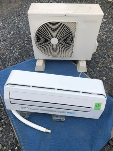 東芝　ルームエアコン　6畳用　2017年製