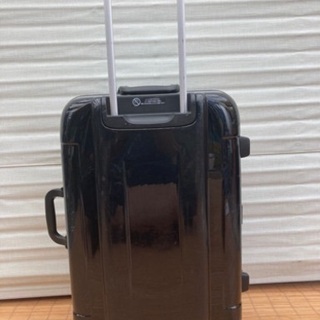 キャリーバック　黒　2000円