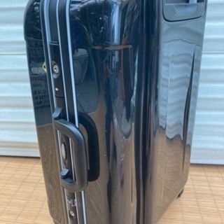 キャリーバック　黒　2000円の画像