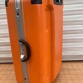 キャリーバック　オレンジ　2000円の画像