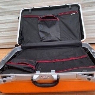 キャリーバック　オレンジ　2000円の画像