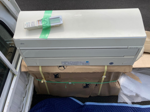 富士通　17畳対応エアコン 超高機能200V